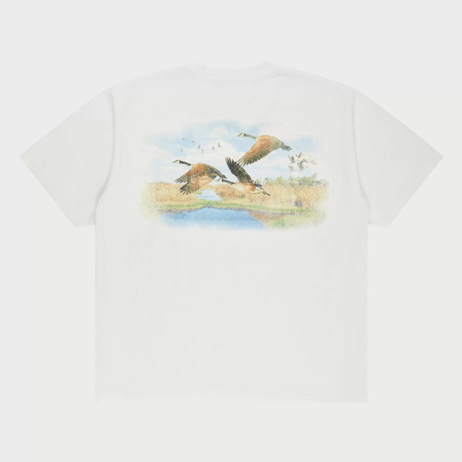 Camiseta Con Bolsillo Flying Geese (Blanca)^Cherry Best