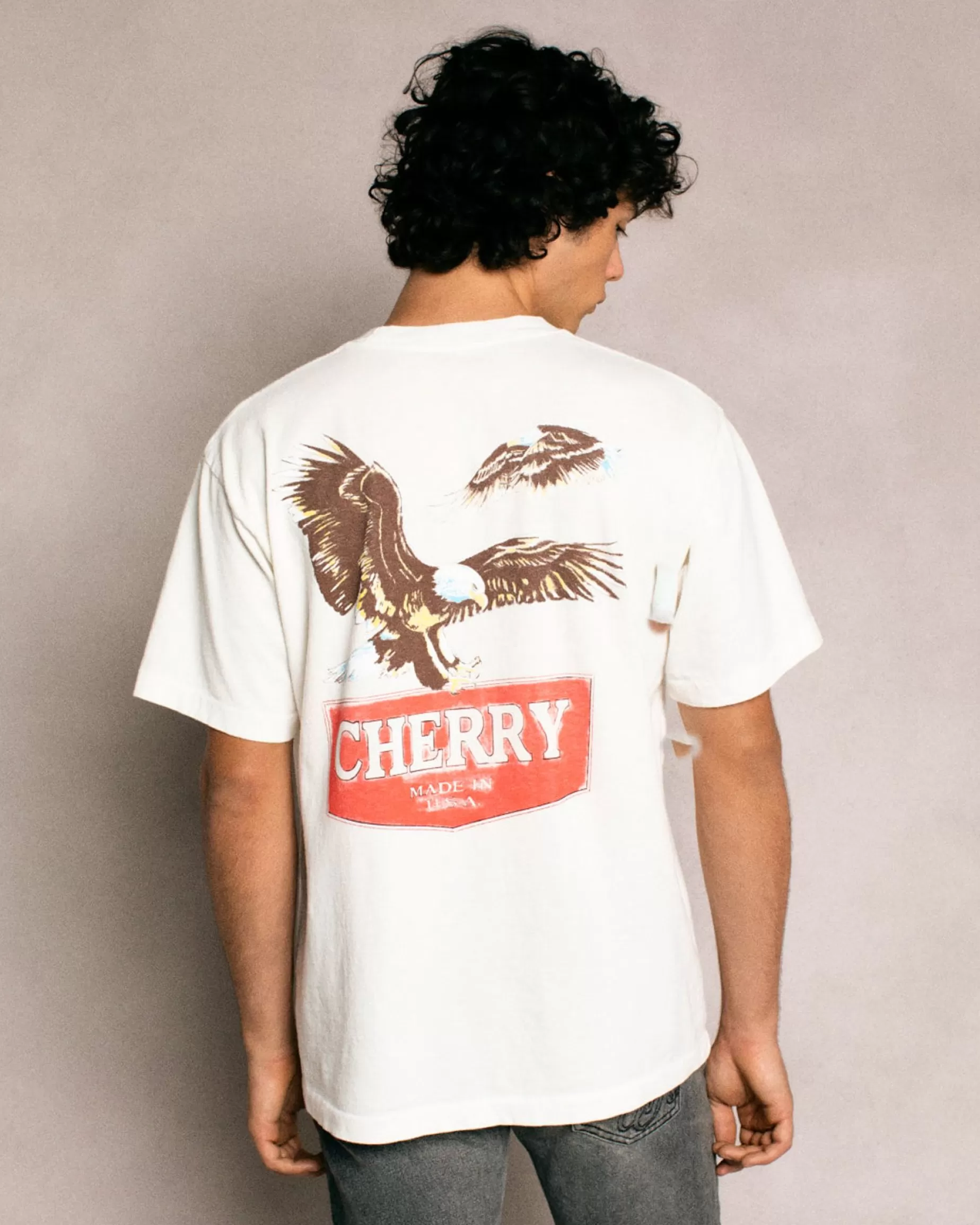 Camiseta Con Bolsillo Soaring Eagle (Blanco Vintage)^Cherry Best