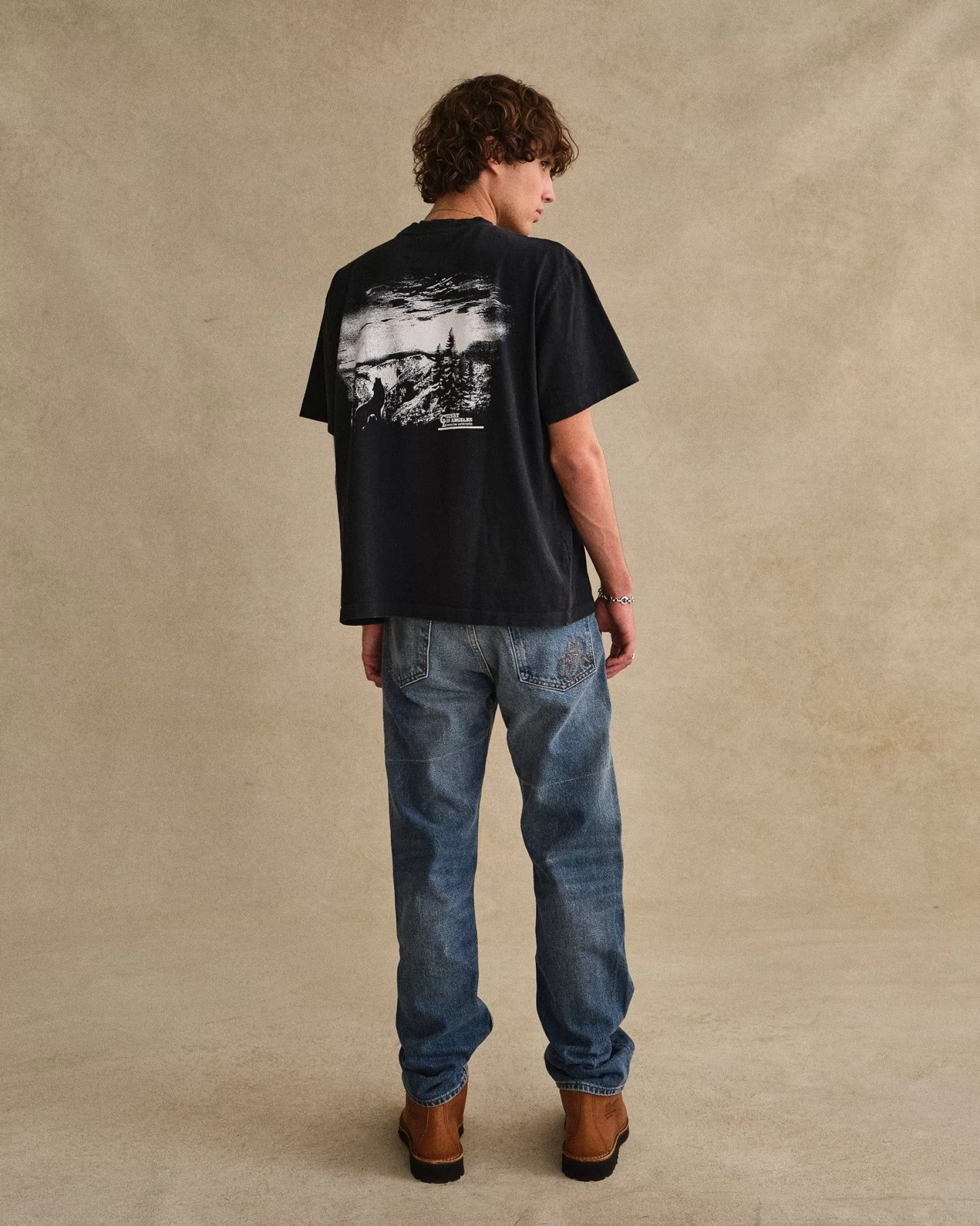 Camiseta Tipo Boxy American Outdoorsman (Negro)^Cherry Outlet